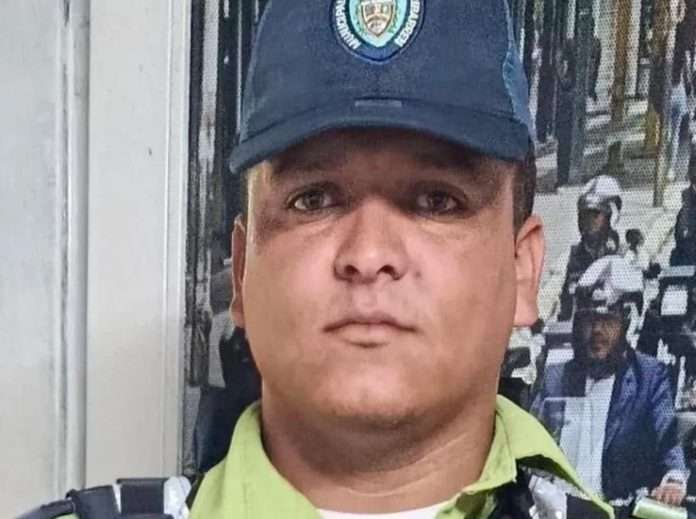 Detenido policía acusado de asesinar a su expareja