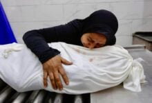 Gaza: Recuperan 713 cuerpos bajo los escombros durante la tregua