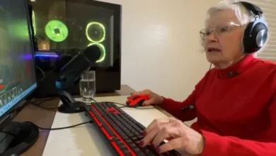 Abuela gamer de 81 años recauda miles de dólares para el tratamiento de su nieto