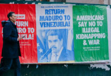 Calles de Nueva York se llenan de carteles exigiendo la liberación del presidente Maduro