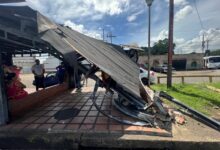 Empanaderas de la avenida Libertador solicitan la reparación del techo