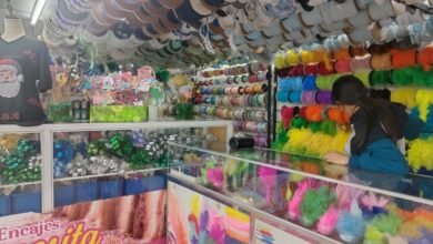 Tiendas de manualidades están full de materiales decorativos para el Carnaval y con pocas ventas