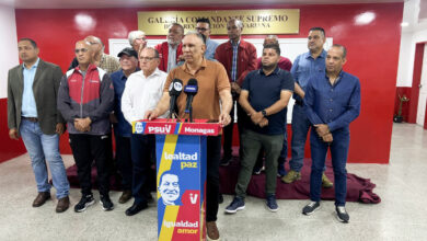 Exalcaldes bolivarianos piden la libertad para Nicolás Maduro y Cilia Flores