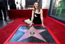 Rachel McAdams recibe su estrella en Hollywood rodeada de su familia