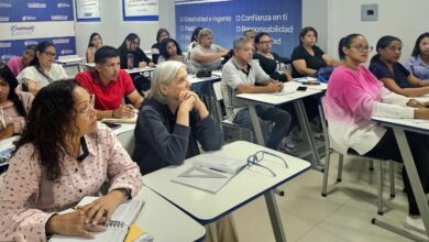 Dictan taller sobre calculo del costo real de productos y servicios a emprendedores