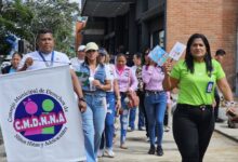 Realizan pancartazo sobre el Día Escolar de la No Violencia y la Paz