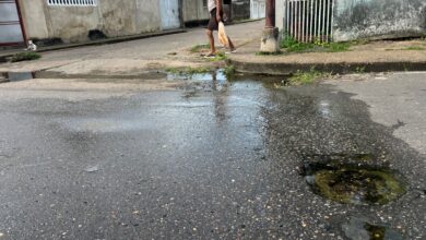 Bote de aguas blancas afecta suministro en residencias de El Silencio de Campo Alegre