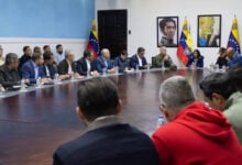 Capitán Juan Escalona reaparece en el primer Consejo de Ministros de 2026