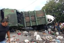 Falla de frenos en camión de aseo deja dos muertos y cinco heridos