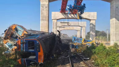 Tailandia: Grúa de construcción cae sobre tren de pasajeros y deja 22 muertos