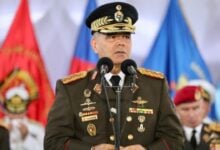 Padrino López anuncia reforma de la FANB ante la nueva realidad