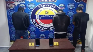 Detienen a tres sujetos por intentar pagar combustible con comprobantes falsos
