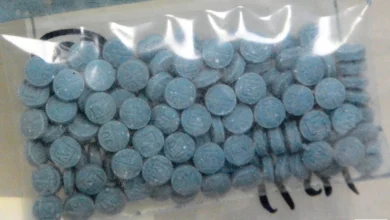 Cargos graves contra pareja tras muerte de un niño por sobredosis en Nueva York