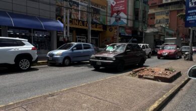 Pasajeros aseguran que los transportistas hacen de las suyas en horas nocturnas