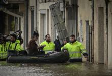 Tormenta deja dos muertos y cientos de miles sin luz en Francia