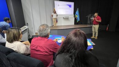 UNESR impulsa la formación andragógica con exposición de experiencias en el área industrial