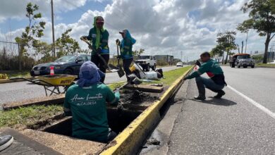 Sanean 7 kilómetros de drenajes en la Av. Alirio Ugarte Pelayo
