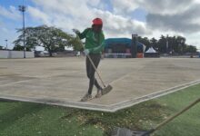 Desinfectan la Concha Acústica para el disfrute de los temporadistas