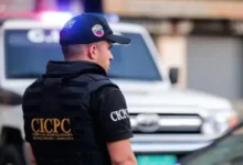 Hombre asesina a su pareja de un disparo y se quita la vida en plena vía pública