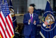 Justicia en EE.UU. prohíbe a Trump imponer aranceles unilaterales ilimitados