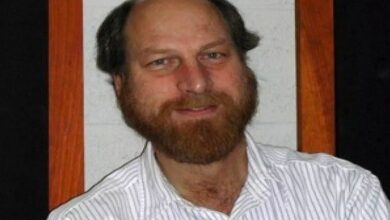 Asesinan al astrofísico Carl Grillmair en el porche de su casa en California