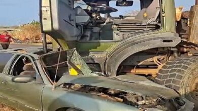 Hombre de 54 años pierde la vida en fuerte choque contra camión militar