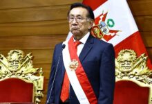 José María Balcázar asume la presidencia interina de Perú
