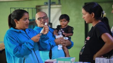 Vacunan contra la fiebre amarilla a mil 200 personas en Guayana Esequiba