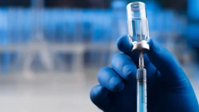 ¿Los adultos mayores deben vacunarse contra la fiebre amarilla? Esto explica la ministra de Salud