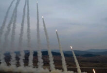 Corea del Norte exhibe sus sistemas de lanzacohetes de mayor calibre del mundo