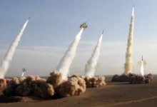 Irán lanza masivo ataque con drones y misiles contra radares Patriot