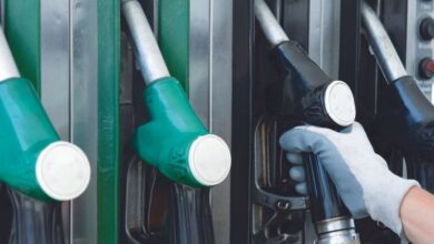 Irán raciona la gasolina a 20 litros diarios tras los ataques de Israel