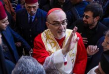Israel prohíbe al patriarca católico dar misa en el Santo Sepulcro por primera vez en siglos
