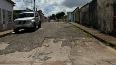 Vecinos de La Murallita exigen rehabilitación vial tras 15 años de abandono