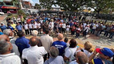 Trabajadores, pensionados y jubilados salieron a las calles una vez más para implorar salarios dignos