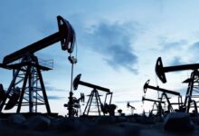 OPEP+ aprueba un aumento gradual en la producción de petróleo a partir de abril