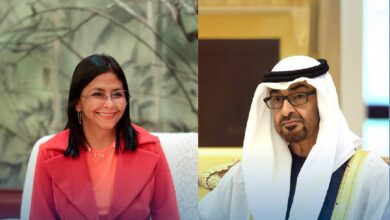 Delcy Rodríguez y el Jeque de EAU acuerdan impulsar la vía diplomática