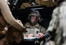 Reino Unido se suma a la defensa aérea y derriba drones de Irán