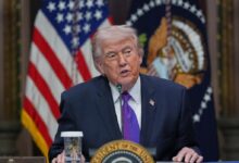 Trump amenaza a Irán con un 'golpe muy duro' este sábado y prevé más bombardeos