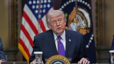 Trump amenaza a Irán con un 'golpe muy duro' este sábado y prevé más bombardeos