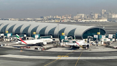 Un fallecido y 11 heridos tras ofensiva de Irán contra los aeropuertos de Dubái y Abu Dabi