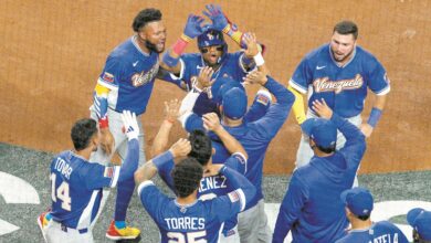 Venezuela vence a Japón y clasifica a semifinales del Clásico Mundial de Béisbol