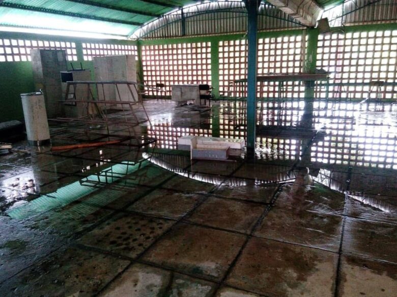 Representantes del Liceo Julián Padrón de Caripe piden recuperar las instalaciones