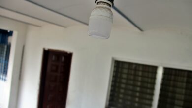 “Es insoportable”: así describen los habitantes de la Zona Industrial las fallas de luz