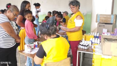 Por Amor A Ti atiende a 83 niños en jornada médica integral en Brisas del Sol III