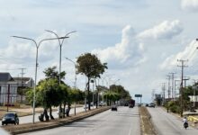 Instan a redoblar la hidratación ante el calor: Adultos mayores e hipertensos son los más vulnerables