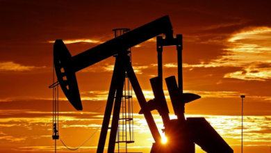 El Brent sube a 115 dólares en una jornada de alta volatilidad para el crudo