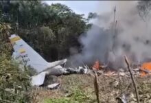 Autoridades colombianas buscan las causas del accidente aéreo