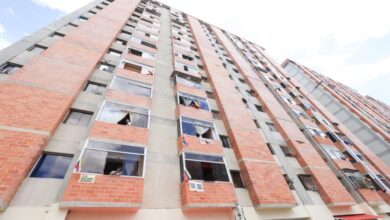 Delcy Rodríguez extiende la Consulta Popular a condominios y movimientos vecinales