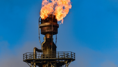 El crudo Brent se desploma un 9 % tras el anuncio de tregua de Trump